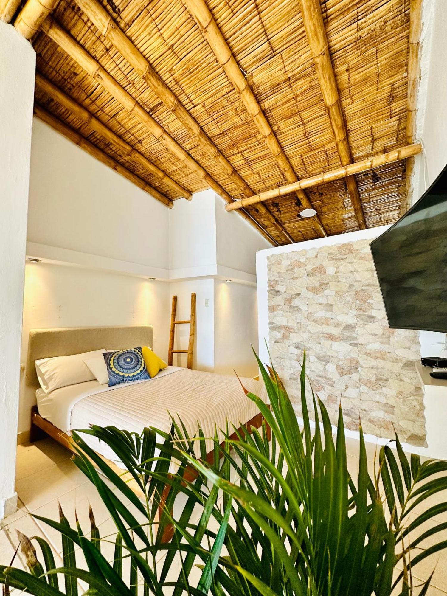Hotel Puerto Antiguo Los Órganos Zewnętrze zdjęcie