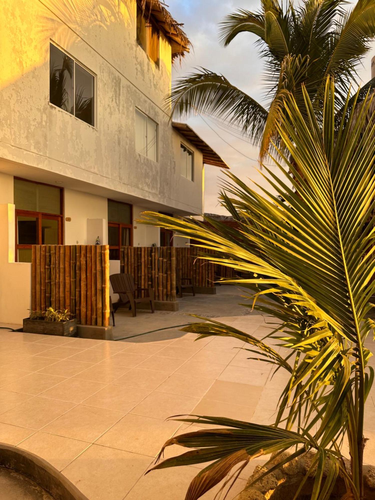 Hotel Puerto Antiguo Los Órganos Zewnętrze zdjęcie